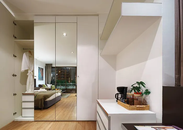 Wander Nana - King Bed Apartment By Benjakitti Park Bangkok